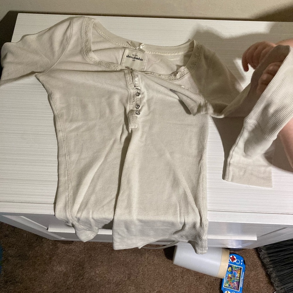Long sleeved shirt